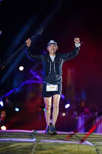 BIB: 6219, 
                            <button type="button" onclick="openModal(19035053)" class="btn btn-primary btn-sm float-right btn-popup" data-toggle="modal" data-target=".modal-high-quality">
                        <i class="fas fa-shopping-cart"></i> Add to Cart
                    </button>
                                            <button type="button" onclick="isThisMe(19035053, true)" class="btn btn-success btn-sm float-right btn-popup btn-isme hidden" data-toggle="tooltip" data-placement="bottom" title="นี่คือรูปของคุณใช่ไหม คลิกที่นี่เพื่อเอาเข้าอัลบั้ม">
                        <i class="fas fa-plus"></i> Add to album
                    </button>
                    <button type="button" onclick="isThisMe(19035053, false)" class="btn btn-warning btn-sm float-right btn-popup btn-isnotme hidden">
                        <i class="fas fa-ban"></i> Remove from album
                    </button>